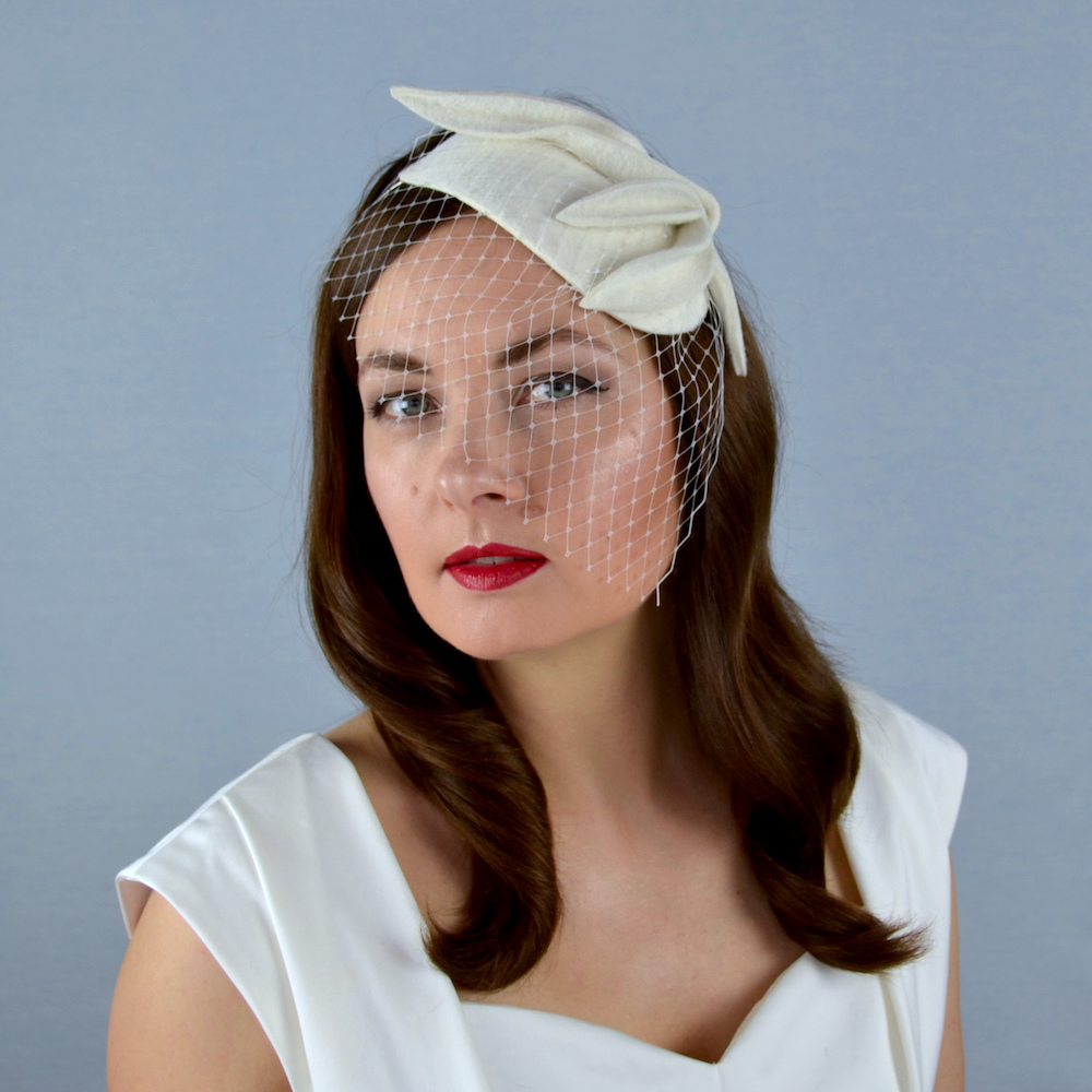 Bridal Fascinator with Flower and Veil - SUZANNE